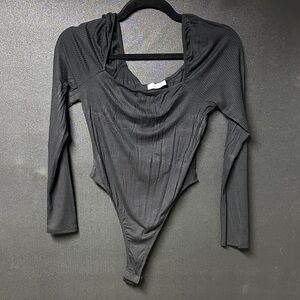 Pink Lily Elegant Black Long Sleeve Bodysuit